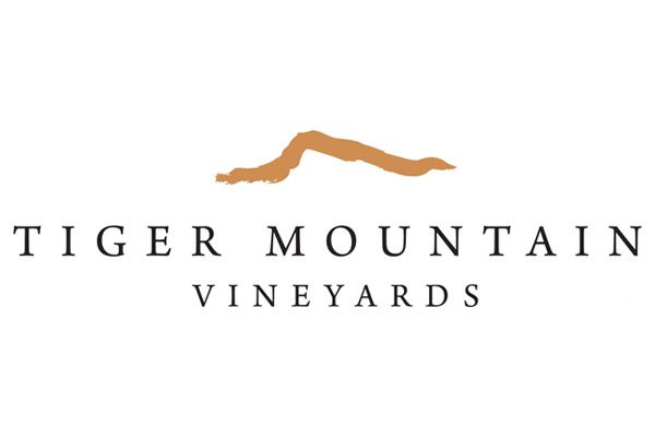Tiger Mountain Vineyards - Mountain & Lake Weddings